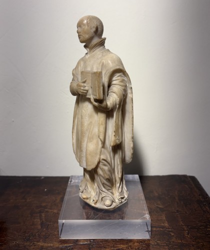 17th century - 17th Italian Baroque Alabaster Sculpture Of Saint Ignatius Of Loyola