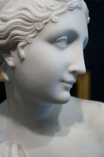 Louis-Philippe - Venere Italica Marble statue Circa 1840
