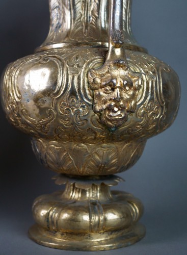 Renaissance - Vases en cuivre repoussé et doré époque Renaissance