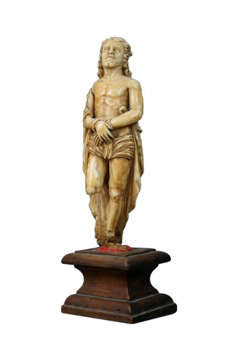 16th Ivory carved Christ in Links Ecce Homo