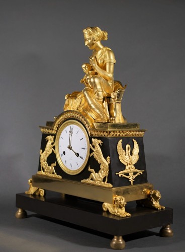 19th century - Maternity - Large Empire Bronze Mantel Clock