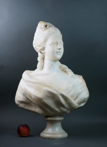 Antiquités - Buste en marbre de Marie-Antoinette, France 18e siècle