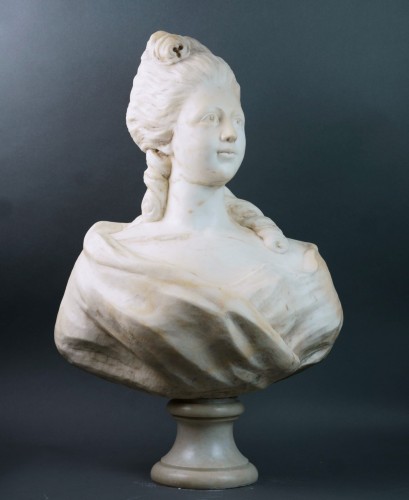 Antiquités - Buste en marbre de Marie-Antoinette, France 18e siècle