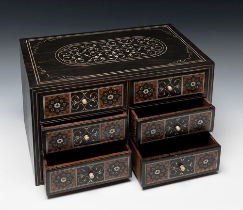 Cabinet Indo-portugais, Mosaique Sadeli, Gujarat ou Sindh 16e/17e siècle - Mobilier Style Louis XIII