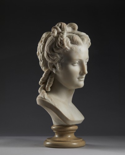 Portrait of a young lady - Sculpture Style 