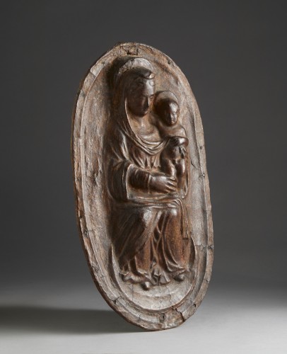 Leather relief depicting the Madonna enthroned with Child on her lap - Religious Antiques Style Louis XIV