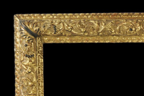 XVIe siècle et avant - Cadre en bois sculpté, doré et polychromé