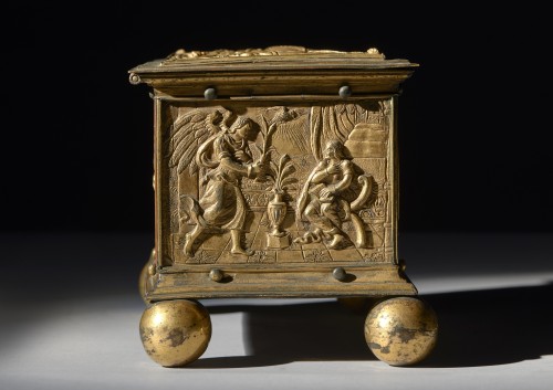 Renaissance - Bronze and gilded copper box, Central Europe 16th century
