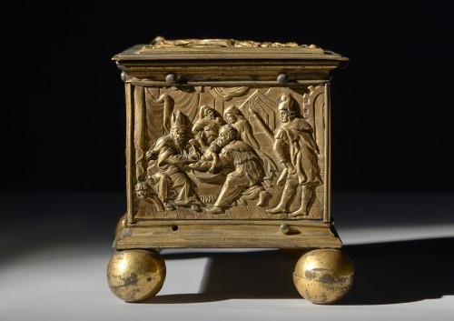 Antiquités - Boîte en bronze et cuivre doré, Europe centrale XVIe siècle