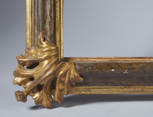 Cadre en bois sculpté, laqué et doré, Émilie XVIIe siècle - Antichità Santa Giulia