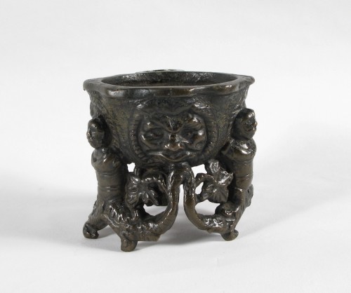 Encrier en bronze coulé à la cire perdue, XVIe siècle - Objet de décoration Style Renaissance