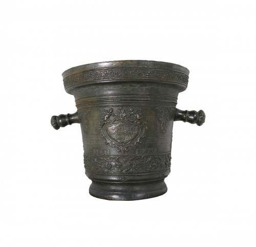 Bronze mortar signed and dated: