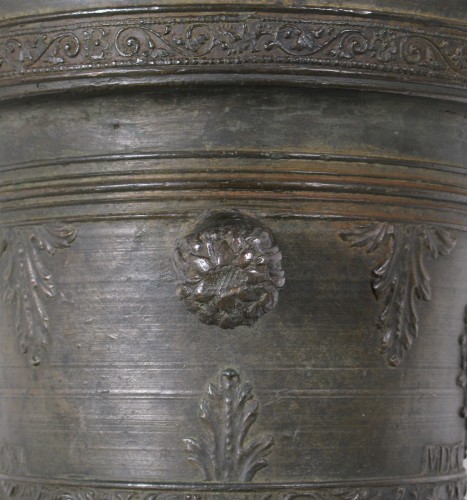 Mortier en bronze signé et daté - Louis XV