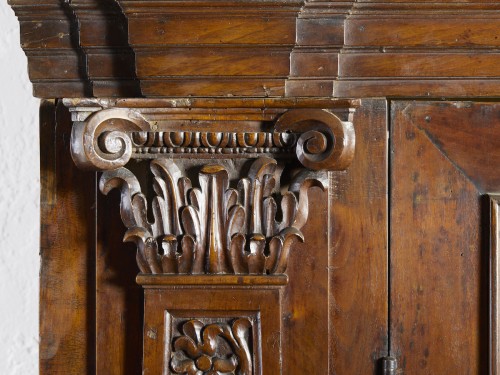  - Armoire en noyer, Italie du Nord XVIIe siècle