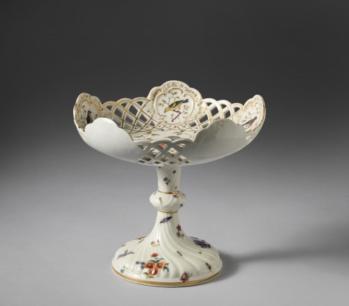 Porcelain cake stand, Meissen 19th century - Porcelain & Faience Style 