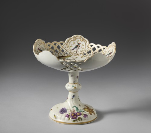Porcelain & Faience  - Porcelain cake stand, Meissen 19th century