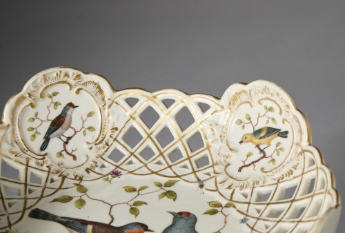 Porcelain cake stand, Meissen 19th century - 