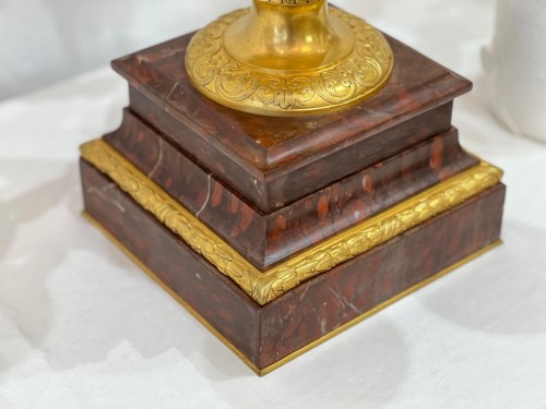 Napoléon III - Paire de candélabres en bronze doré et marbre griotte à 10 bras XIXe siècle