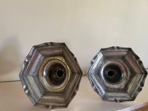 18th century - Pair of 18th-century solid silver candlesticks by Claude Roysard