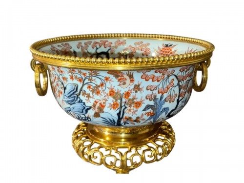 Large 19th-century Imari porcelain and gilt bronze bowl