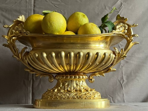 Jardinière coupe style Rocaille en bronze doré, époque Napoléon III - Antikvariat Nice