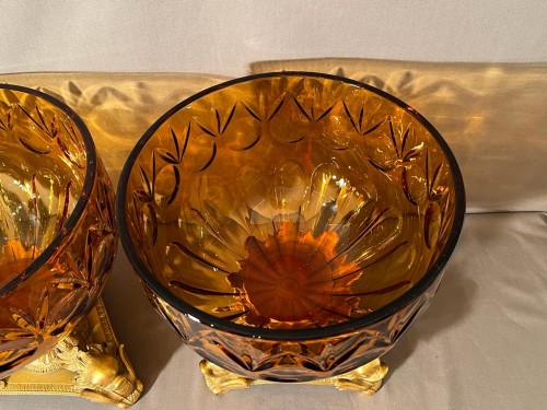 Paire de coupes en cristal de Bohème taillé fumée et bronze doré - Napoléon III