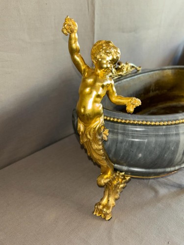 Louis XVI - Jardinière en marbre bleu turquin et bronze doré fin XVIIIe siècle