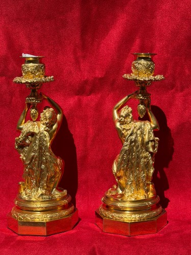 Paire de flambeaux du XIXe siècle en bronze ciselé et doré - Antikvariat Nice