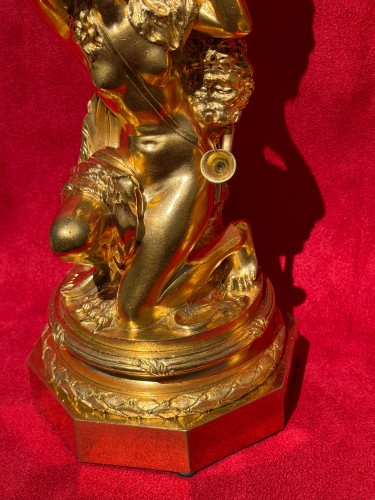 Napoléon III - Paire de flambeaux du XIXe siècle en bronze ciselé et doré