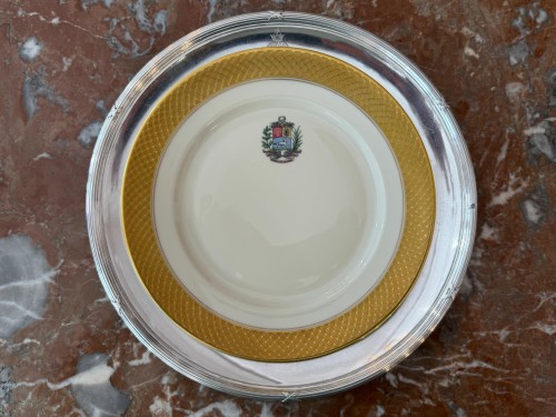 Napoléon III - Maison ODIOT et Léonard Vincelet - Ensemble de 18 assiettes en argent massif