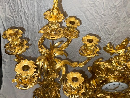 Antiquités - Garniture de cheminée Napoléon III en bronze doré