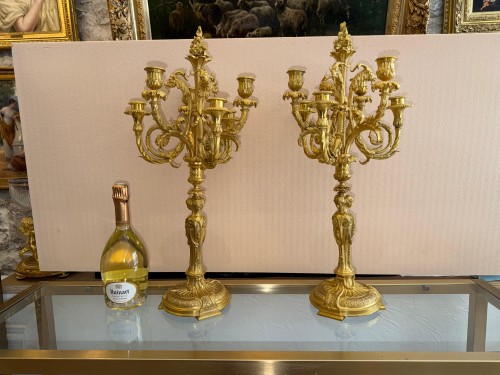 XIXe siècle - Paire de candélabres en bronze ciselé et doré 1860