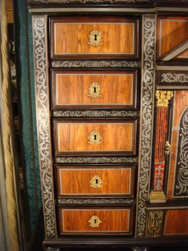 Louis XIV architectural cabinet in ebony and blackened wood with pewter inlay - Louis XIV