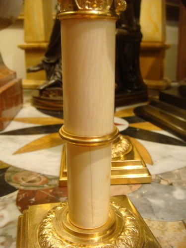 19th century - Pair of small bronze and ivory table candlesticks