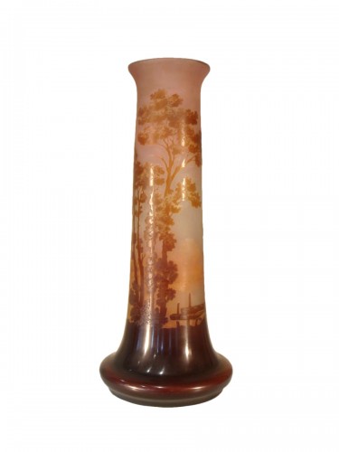 Gallé - Vase multicouche décor bord de rivière
