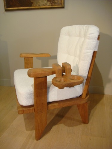 Guillerme et Chambron - Pair of oak armchairs with glass holder - 