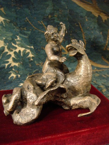 Bronze argenté du XVIIe siècle représentant un Triton - Sculpture Style Louis XIV