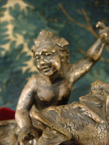 Sculpture Sculpture en Bronze - Bronze argenté du XVIIe siècle représentant un Triton