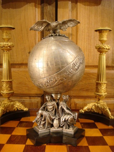 Cassolette en Bronze argenté " A la Gloire des Armées Napoléonienne - Objet de décoration Style Napoléon III