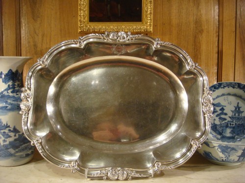 Antique Silver  - Odiot - Large solid silver dish from the Restoration period