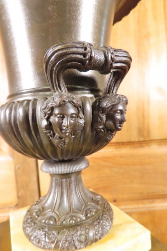 Paire de cassolettes vases Médicis en bronze - Restauration - Charles X