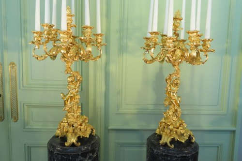 Grande paire de candélabres en bronze - Luminaires Style Napoléon III