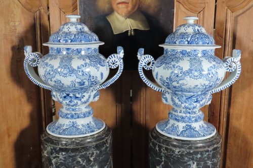 Paire de vases d'apothicaire en faïence, fin 19e siècle - Céramiques, Porcelaines Style 