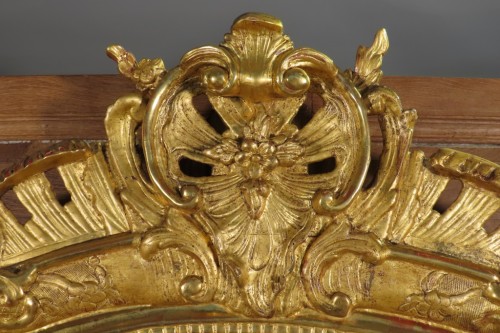 Miroir en bois doré à coquilles d'époque Régence - Antiquaires Balzeau & Brion