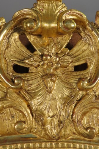 Miroir en bois doré à coquilles d'époque Régence - Régence