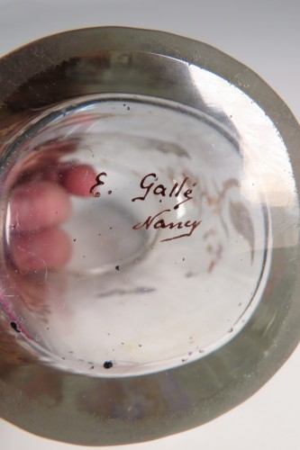 Emile Gallé - Vase en verre transparent émaillé vers 1900 - Antiquaires Balzeau & Brion
