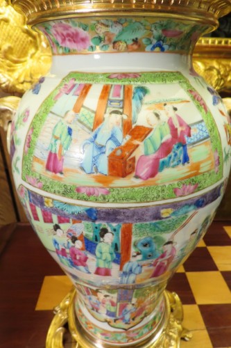 Napoléon III -  Lampe en porcelaine de Chine