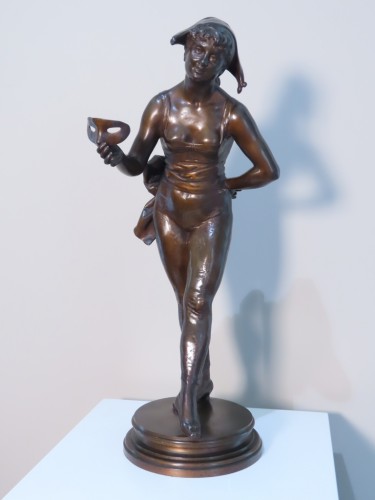 Emile Allouard (1844 – 1929)  -  Jeune femme au masque - Art nouveau