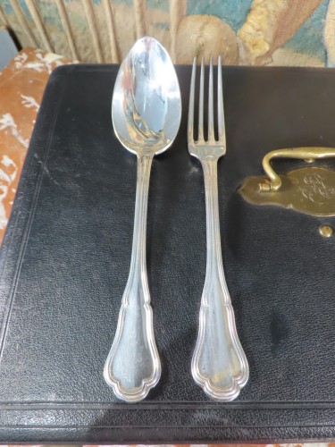 Ménagère armoriée en argent massif - Pierre François Queillé (1834 – 1846) - Argenterie et Arts de la table Style Louis-Philippe