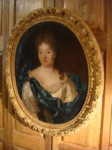 Tableaux et dessins Tableaux XVIIIe siècle - Portrait de Mme Anne de Caumont époque XVIIIe